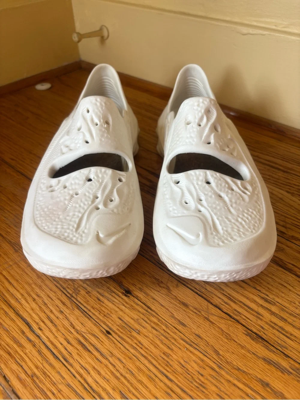 NIKE IPSA Universal Natural Slip On Shoes US Size 12